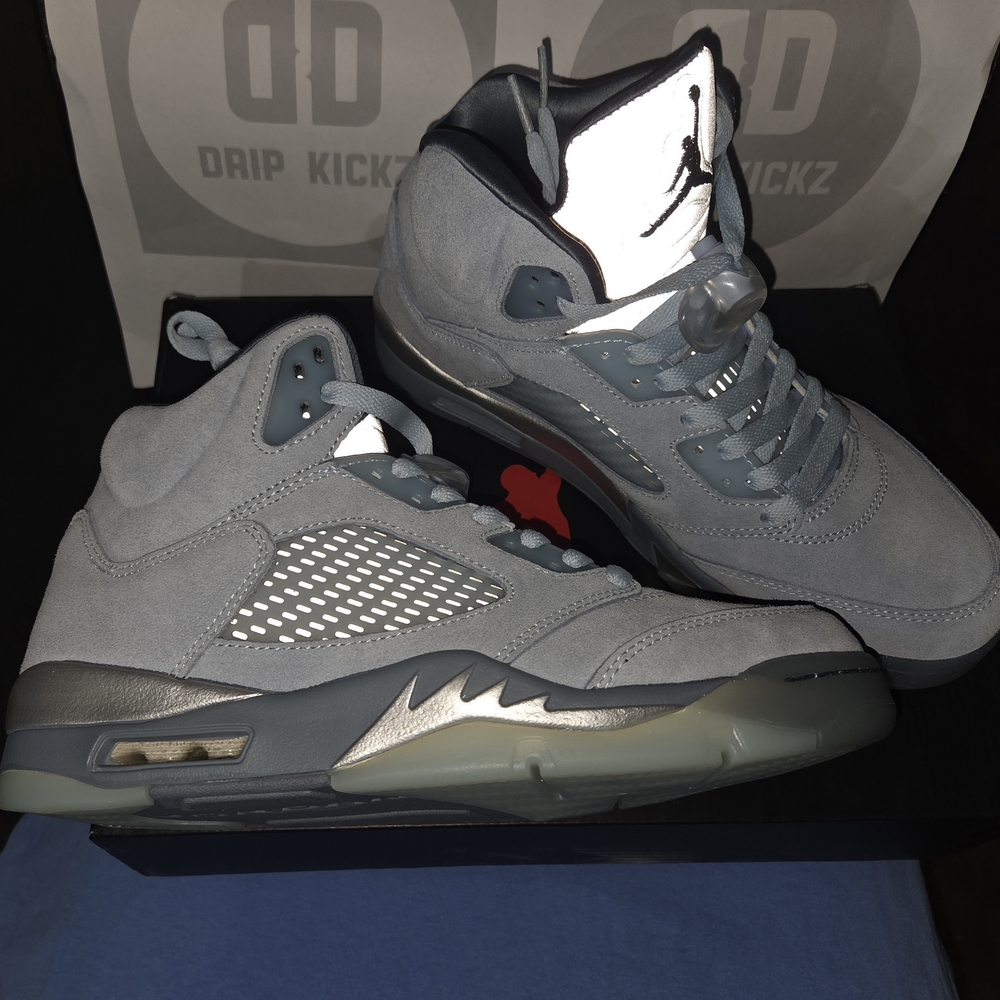 Jordan 5 Bluebird Women's Sneakers in powder blue and Silver